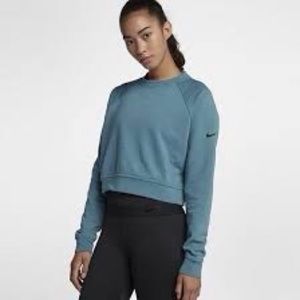 Nike women’s dri-fit crop top